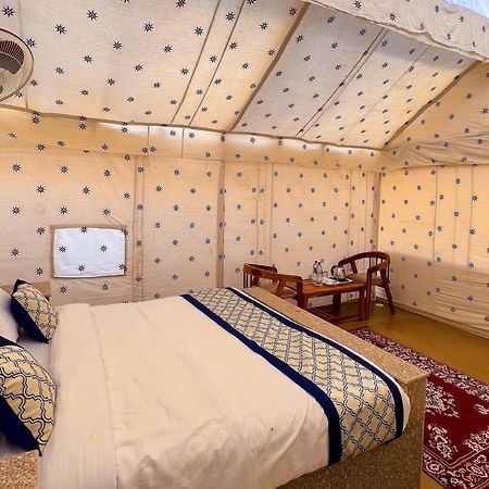 Ozaki Desert Camp & Resort ไจซัลเมอร์ ภายนอก รูปภาพ